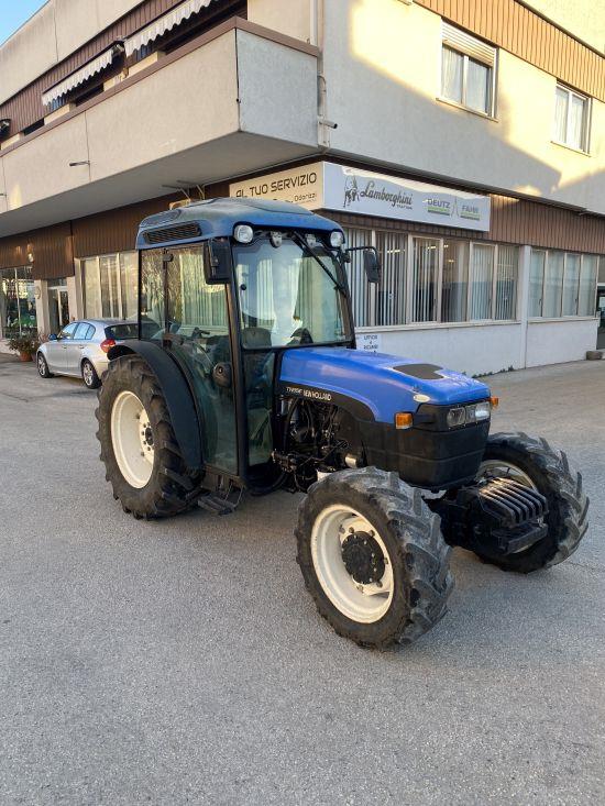 NEWHOLLAND TN95 FA